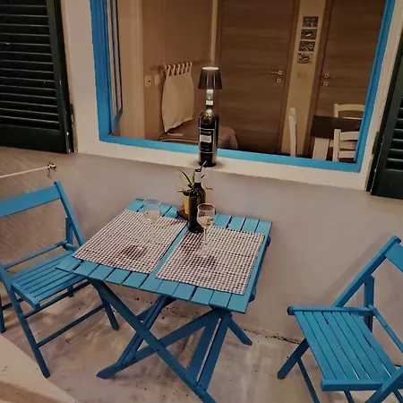 6 Tatil Evi